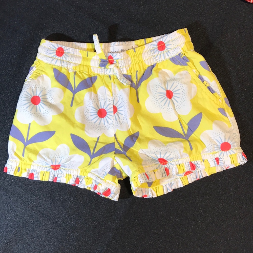 ๐HP๐๐Mini Boden Cantaloupe Flower Stamp Shorts - Picture 2 of 7